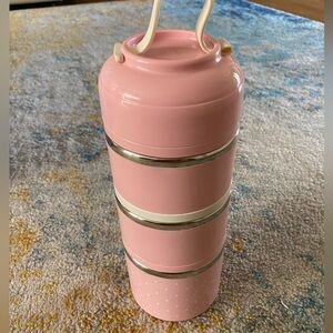 Cute pink stackable thermos like lunchbox
